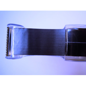 Magnetická samolepící páska návin 7 m x 19 mm Odvíječ s nožem magnetickou páskou Magnetický lepící pásek (princip Xyron)